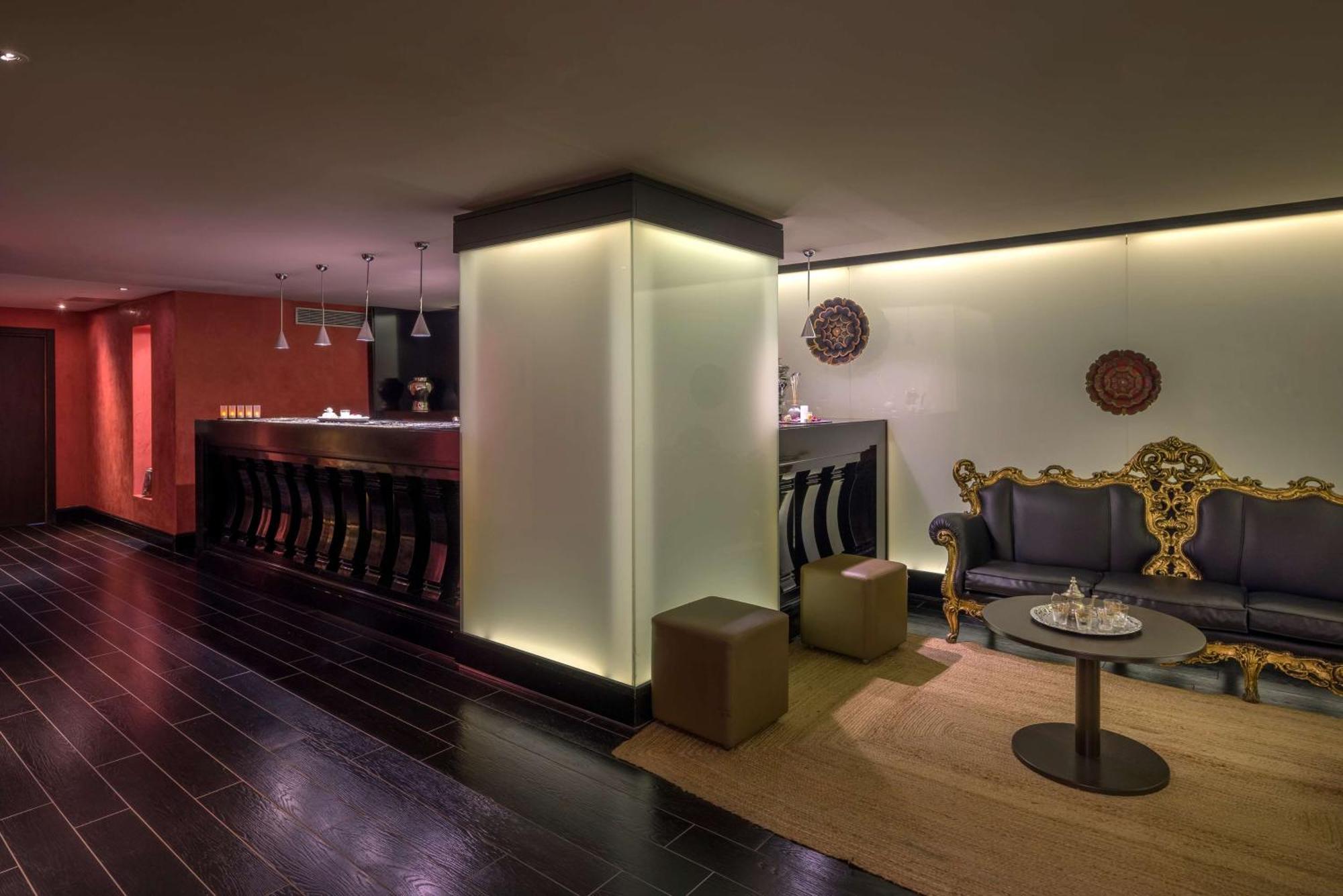 Hilton Evian Les Bains Hotel Exterior photo