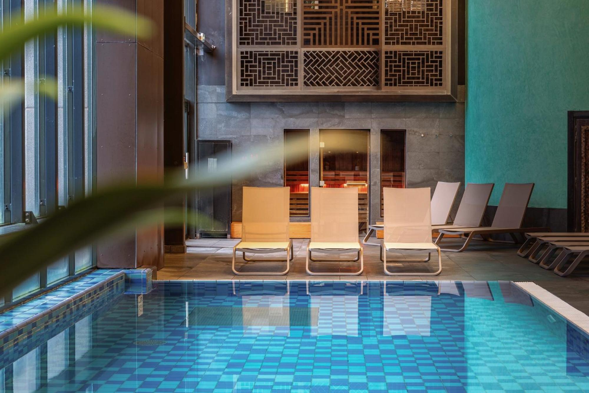 Hilton Evian Les Bains Hotel Exterior photo